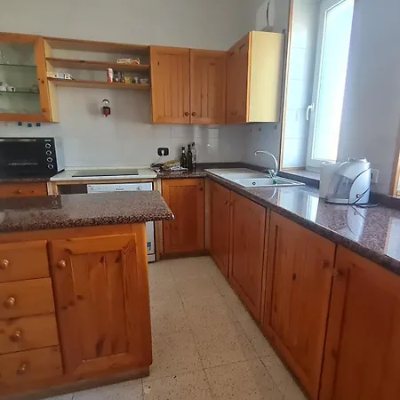 Eliamare Villa *